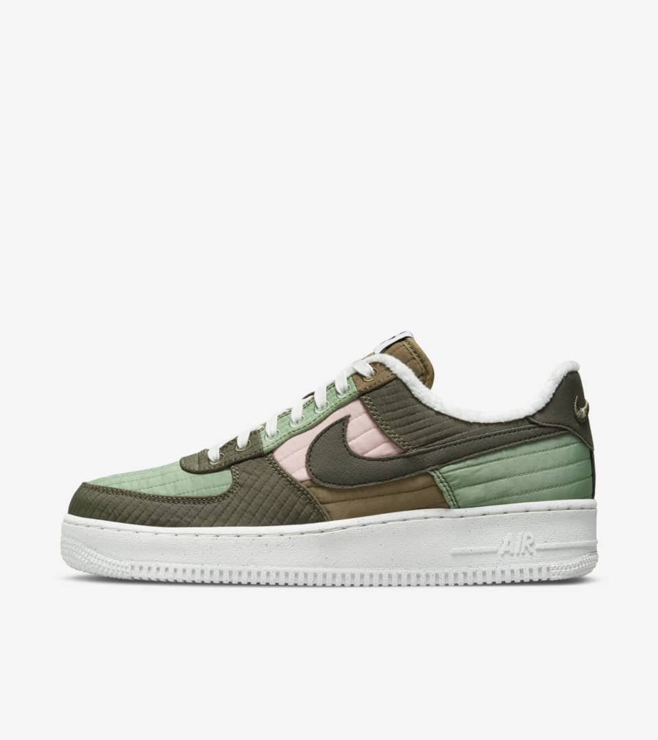 Date de sortie de la Air Force 1 Toasty DC8744 300 . Nike